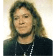 Simonne Van den Broek