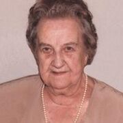 Iréne Vanderstraeten