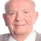 Raymond VANOOSTHUYSE