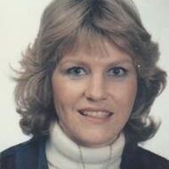 Joëlle DECRUYENAERE