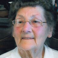 Suzanne VANHOVERBERHE