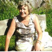 Jacqueline HENNEQUIN