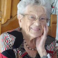 Louise Dedessus Lez Moustier