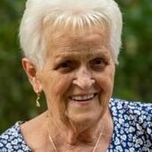 Amelie Van Geneugden